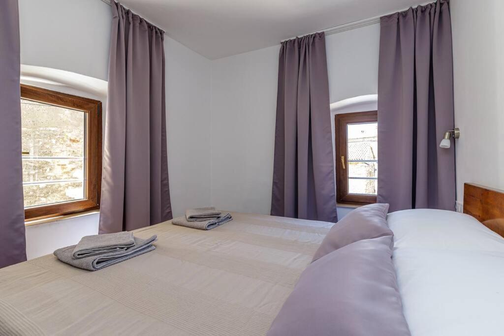 House Aves 1 Apartment Kastelir Bagian luar foto